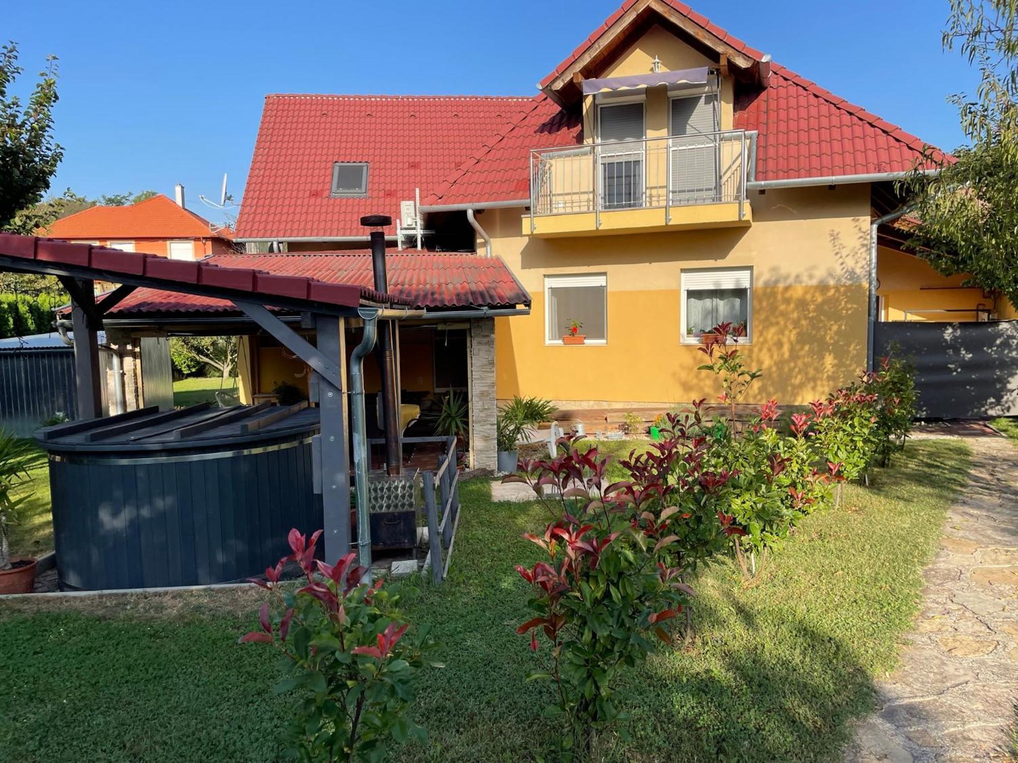 Jasmin Apartment House Vonyarcvashegy Luaran gambar