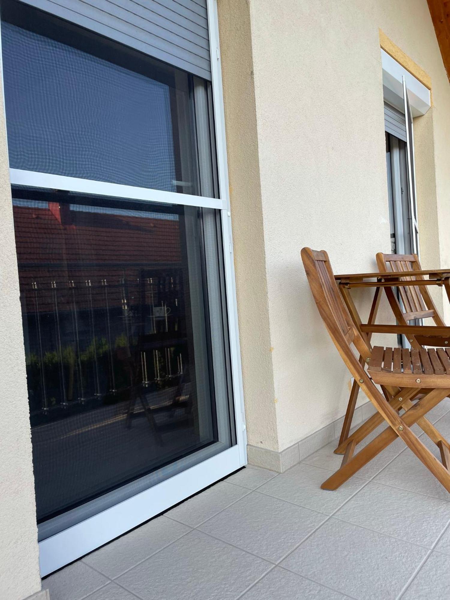 Jasmin Apartment House Vonyarcvashegy Luaran gambar