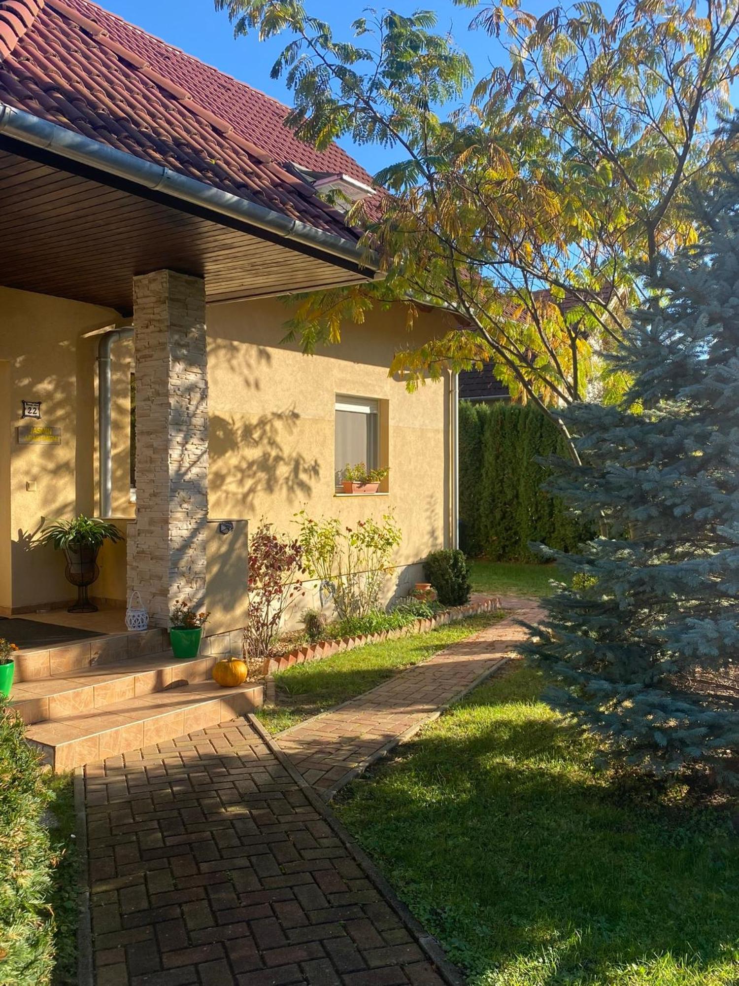 Jasmin Apartment House Vonyarcvashegy Luaran gambar